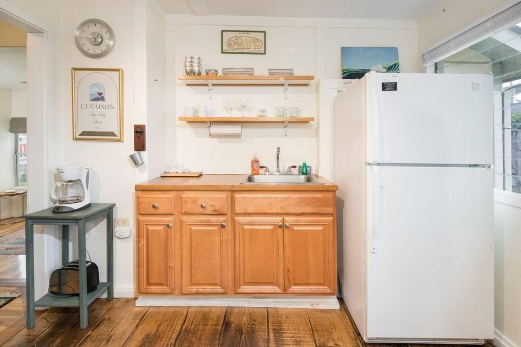 Downtown Digs-Sauna, Hot Tub, Bikes - Fun Times! Arcata Bagian luar foto