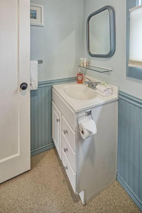 Downtown Digs-Sauna, Hot Tub, Bikes - Fun Times! Arcata Bagian luar foto
