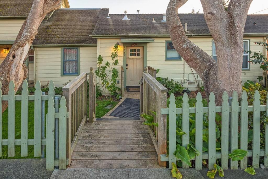 Downtown Digs-Sauna, Hot Tub, Bikes - Fun Times! Arcata Bagian luar foto